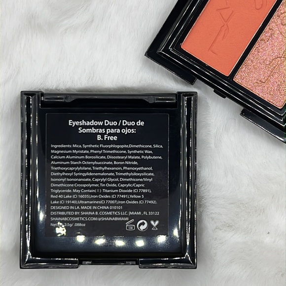 3/$15 Shaina B Miami Eyeshadow Duo in B. Free - Picture 4 of 4